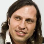 Артур Пирожков